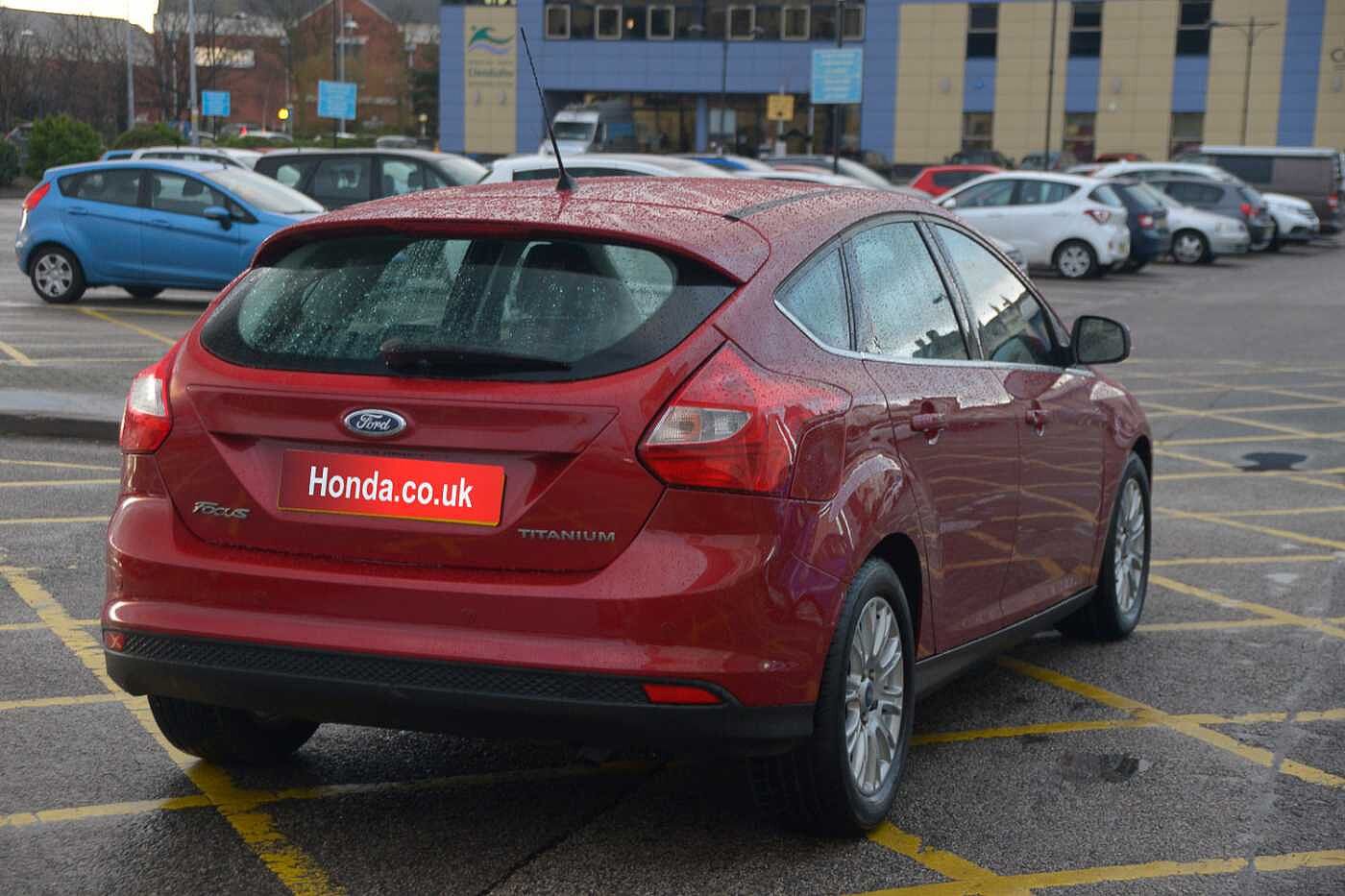 Ford Focus 1.6 Ti Vct 125 Ps Ford Focus 1.6 TI-VCT (125ps) Titanium 5-Door Hatchback North Wales Honda
