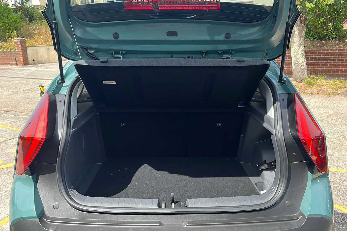 Hyundai Bayon Hatchback 5 Doors Automatic Petrol Mangrove Green / Black Roof Hyundai Hyundai Bayon Hatchback 5 Doors Automatic Petrol Mangrove Green / Black Roof Hyundai