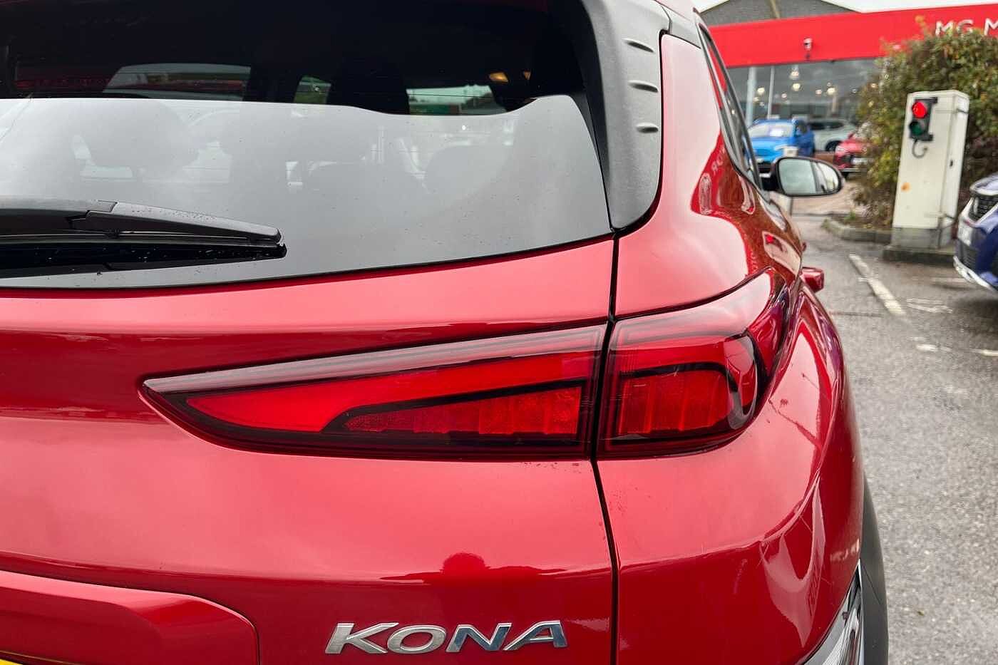 Hyundai KONA Crossover 5 Doors Automatic Petrol Red Hyundai Motor UK