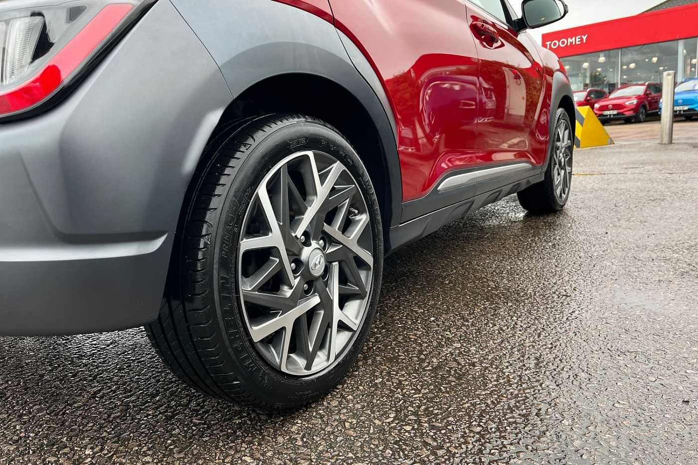 Hyundai KONA Crossover 5 Doors Automatic Petrol Red Hyundai Motor UK